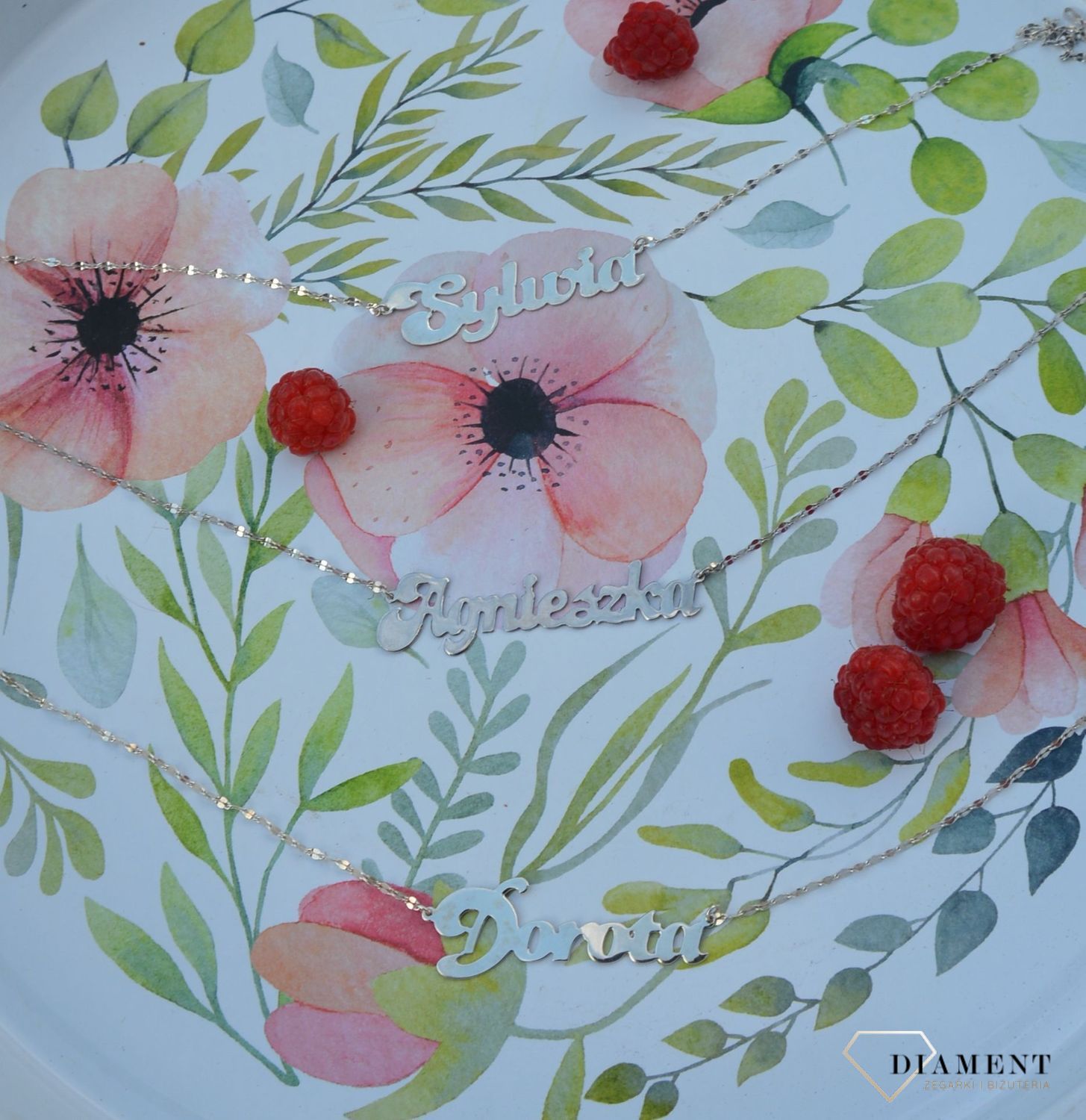 Naszyjnik srebrny z imieniem Sylwia.jpg